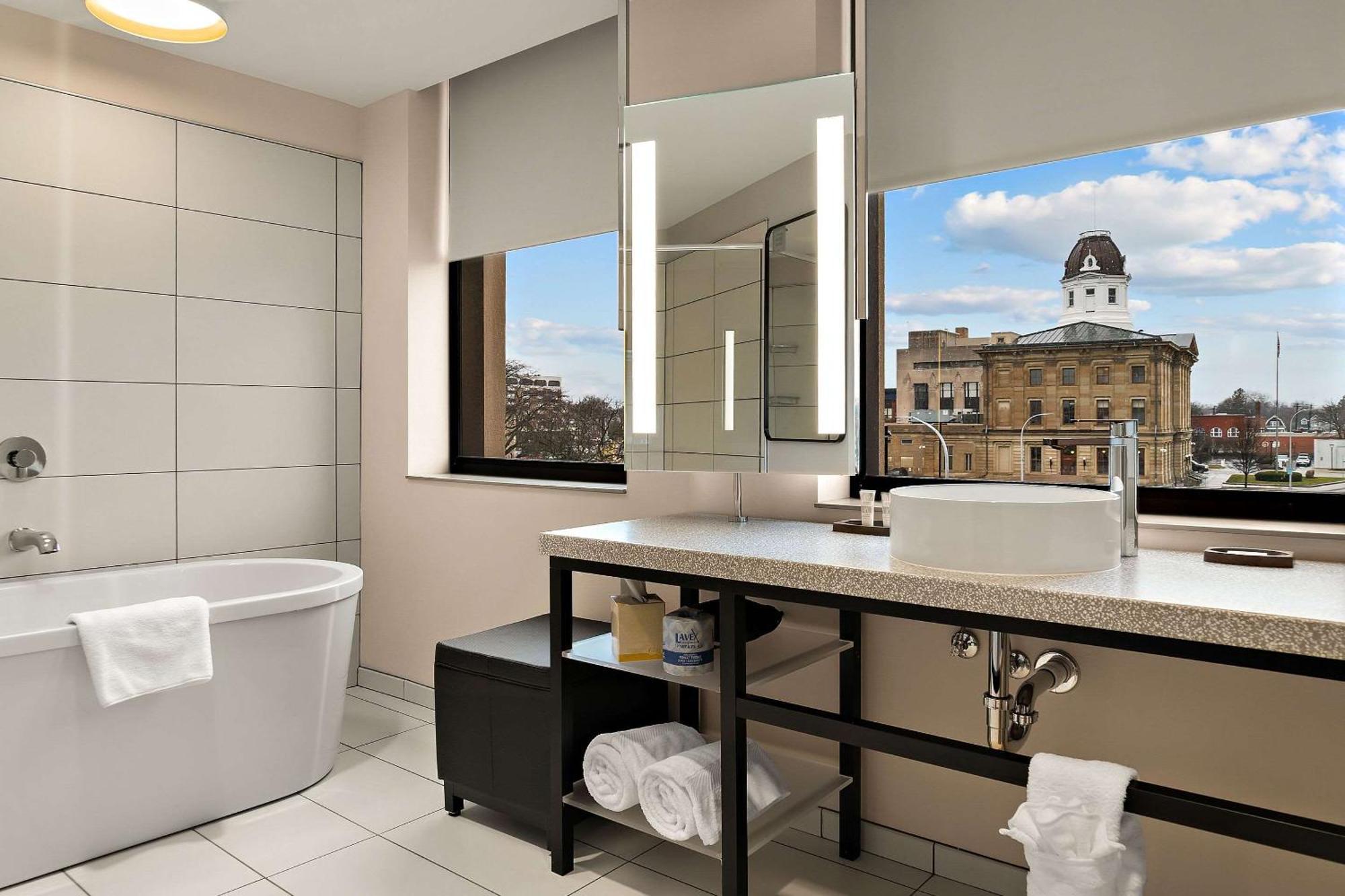 Cityflatshotel - Port Huron, Ascend Hotel Collection Bagian luar foto
