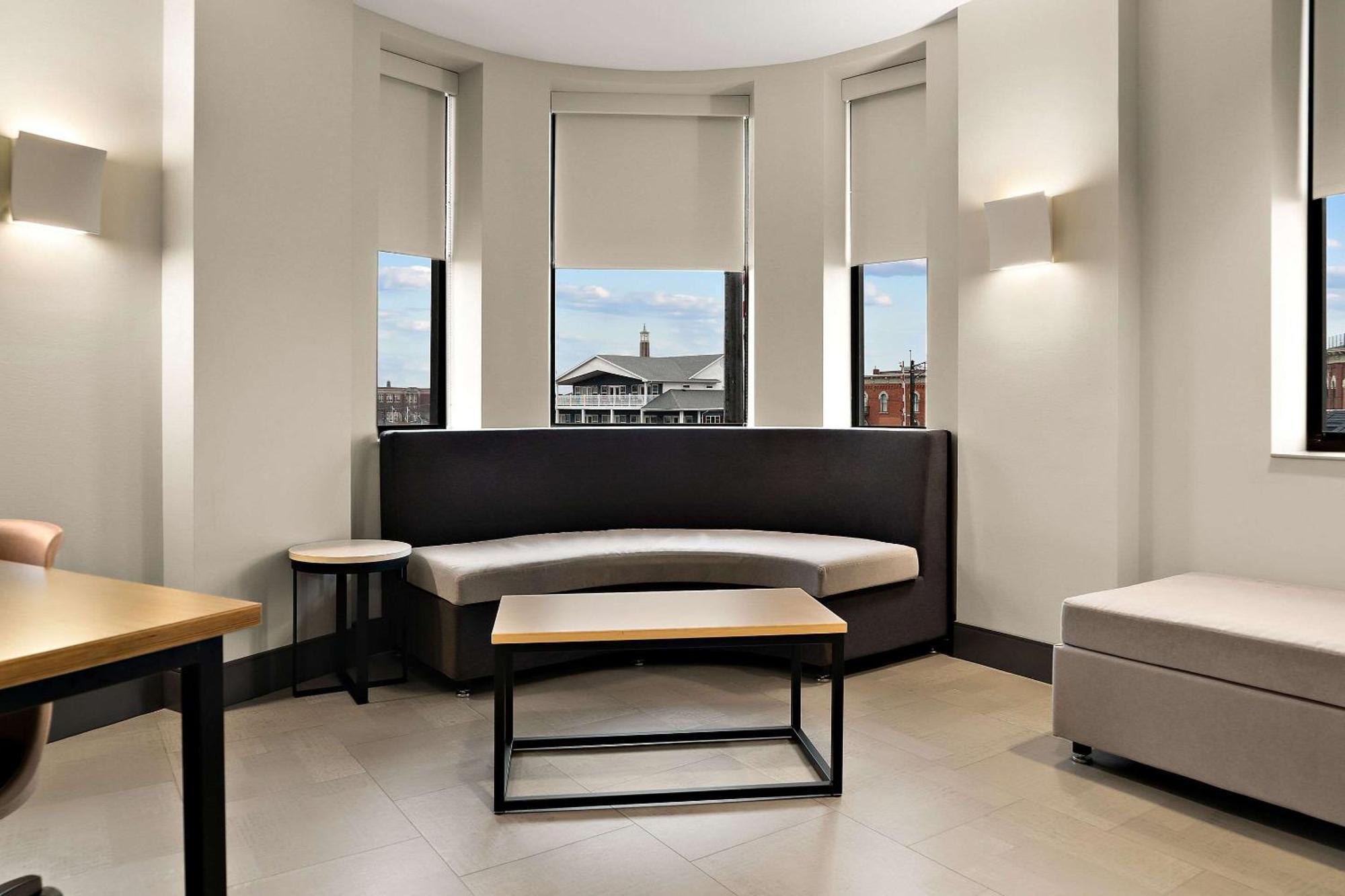 Cityflatshotel - Port Huron, Ascend Hotel Collection Bagian luar foto
